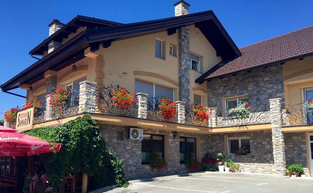 Hotel Samarin Črnomelj Kültér fotó