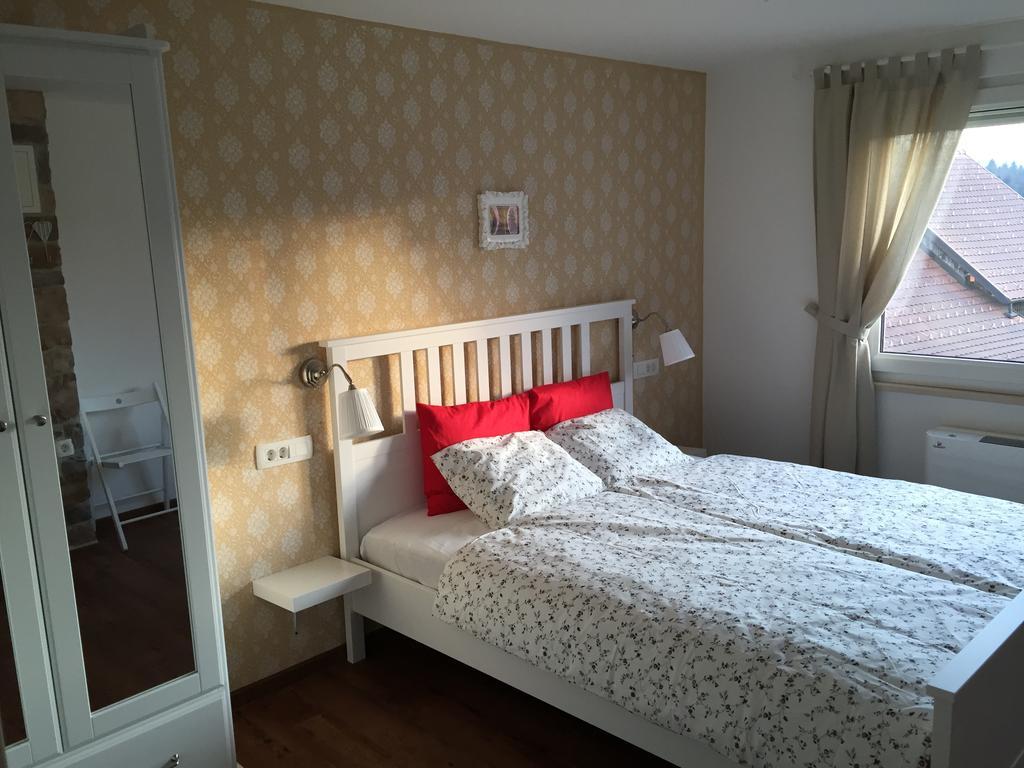 Hotel Samarin Črnomelj Kültér fotó